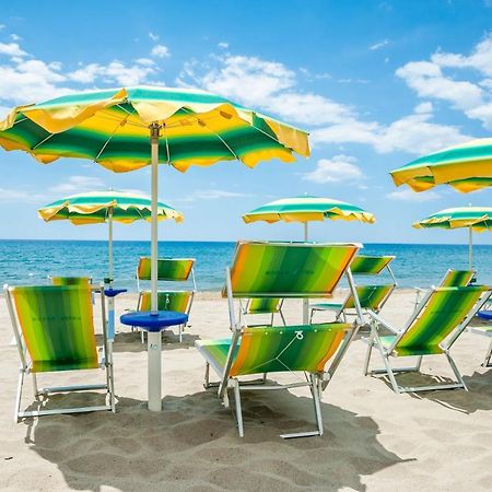 Hotel Bacco Асчеа Екстериор снимка