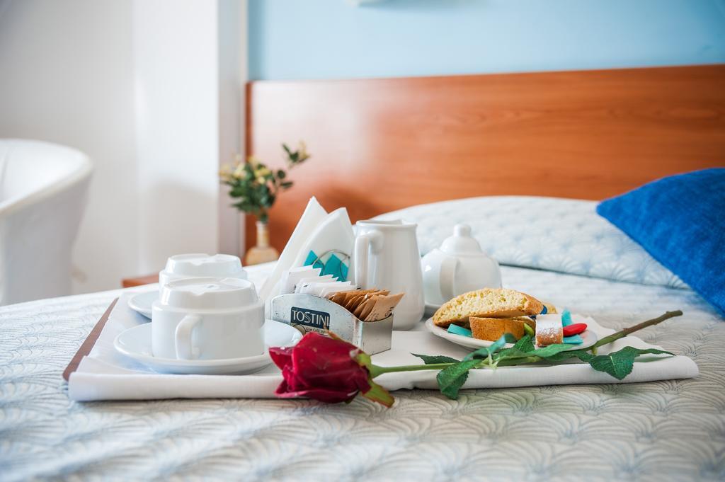 Hotel Bacco Асчеа Екстериор снимка