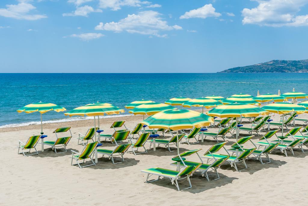 Hotel Bacco Асчеа Екстериор снимка